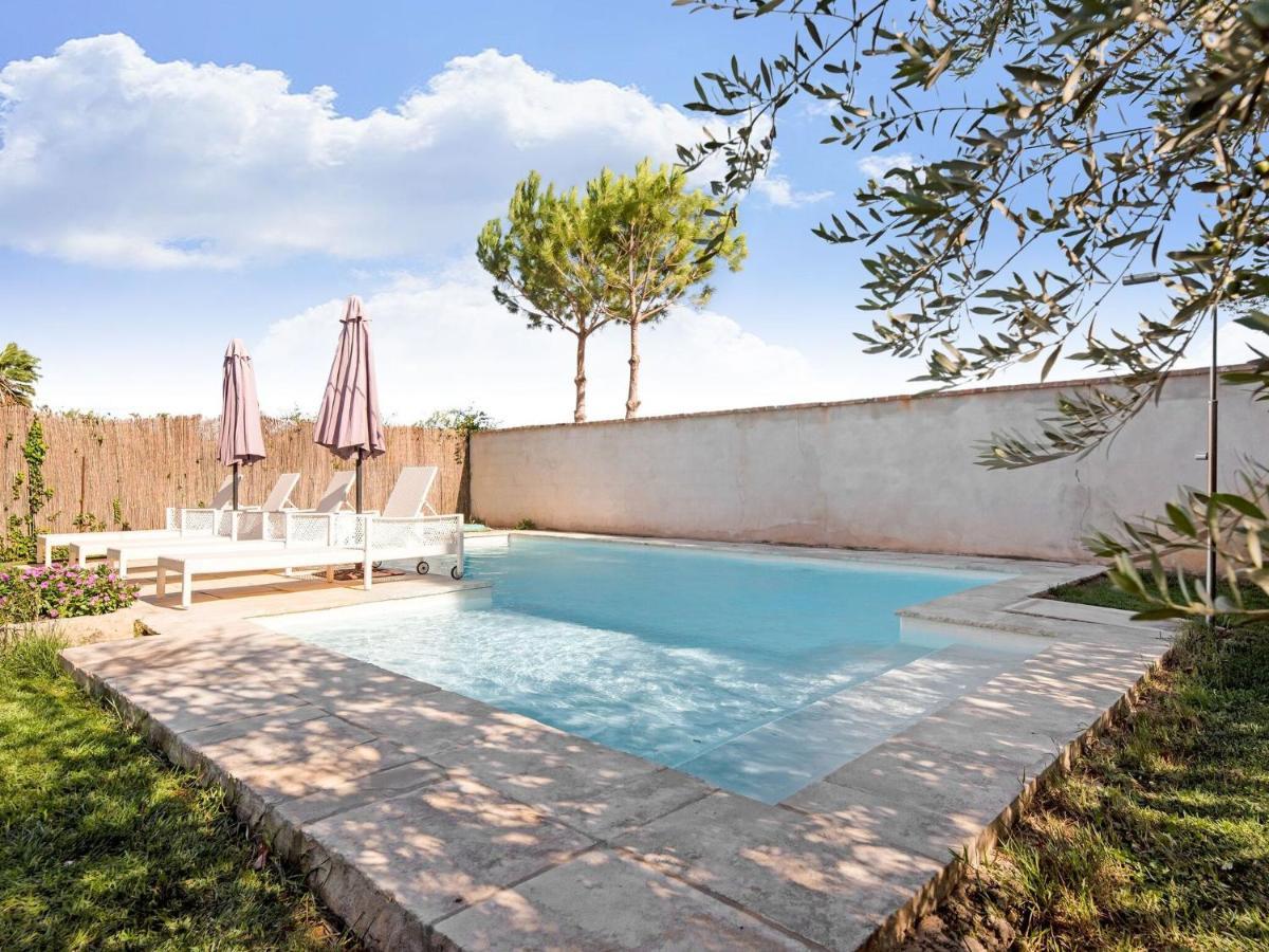 Lively Holiday Home In Fraga With Private Pool Esterno foto