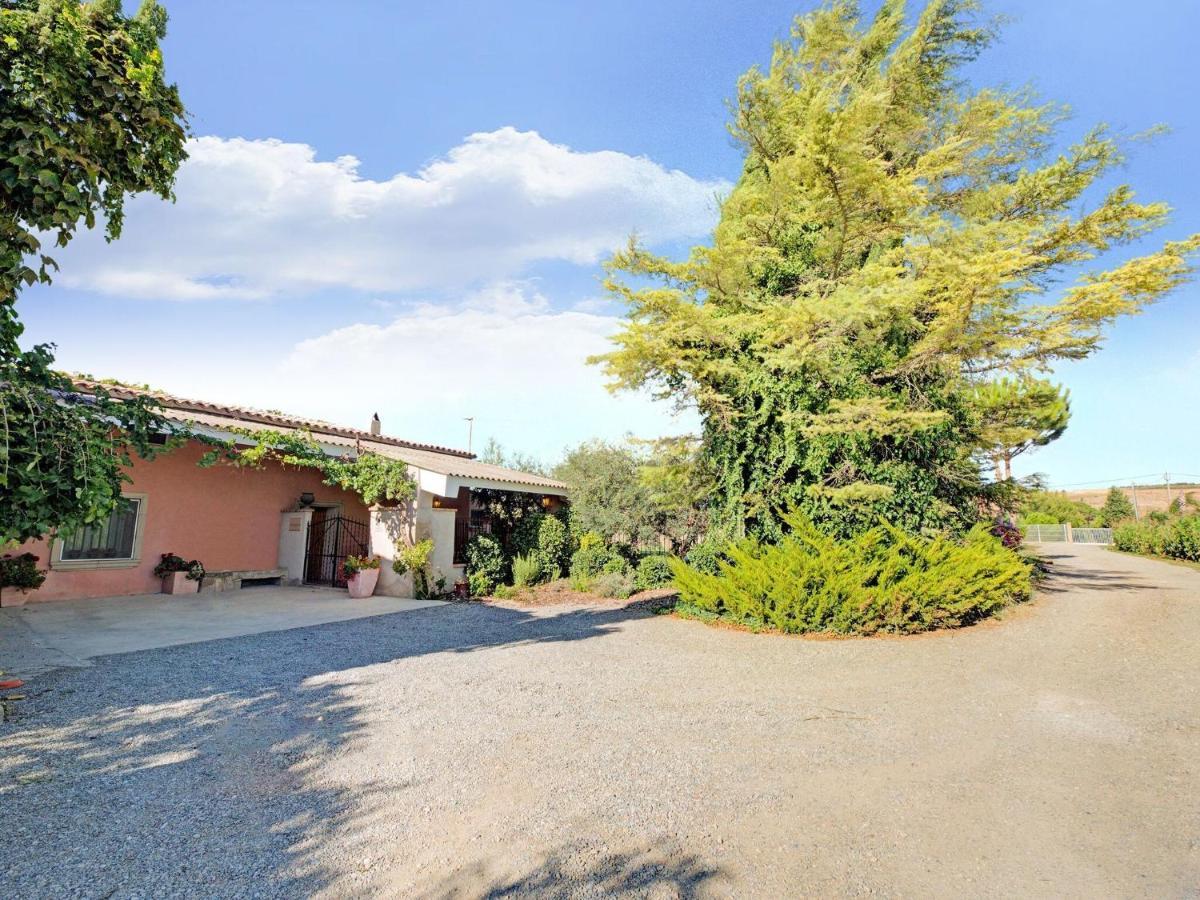 Lively Holiday Home In Fraga With Private Pool Esterno foto